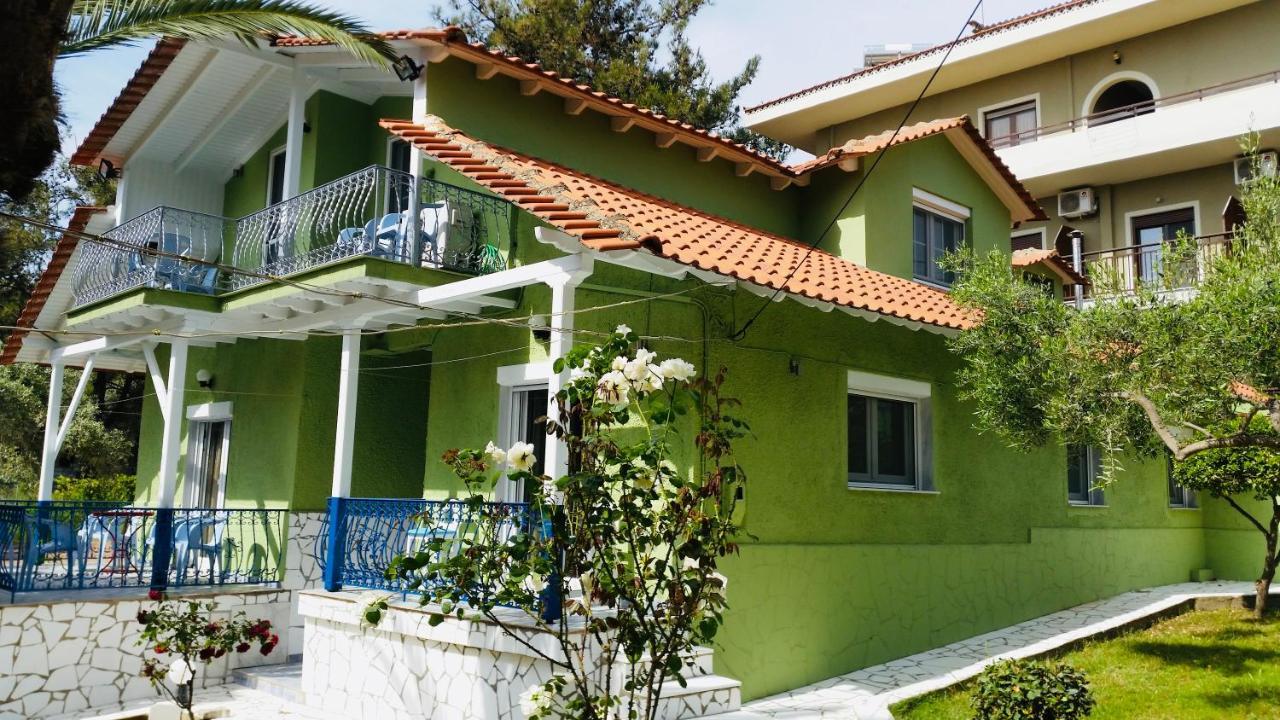 Nadia'S Beach House Pefkari Exterior foto